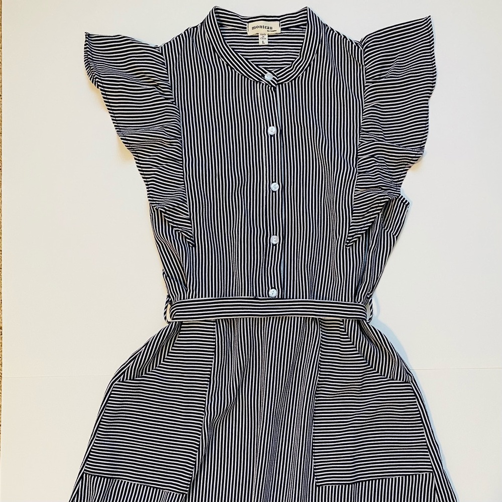 Monteau Midi Flutter Sleeve Dress